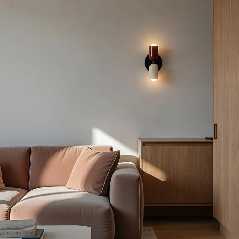 Lampe murale métal teinte pastel blanc chaud - ambiance chambre