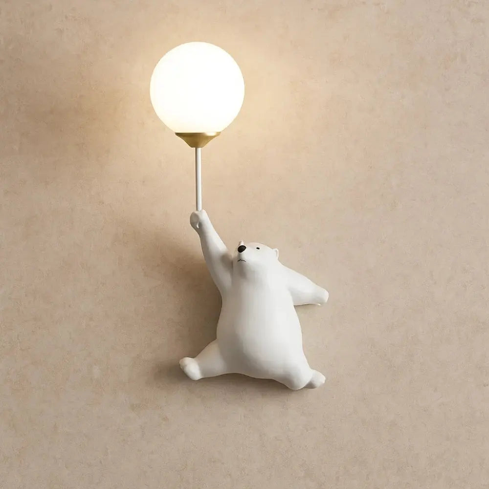 Applique murale chambre enfant finition soignée - mise en situation